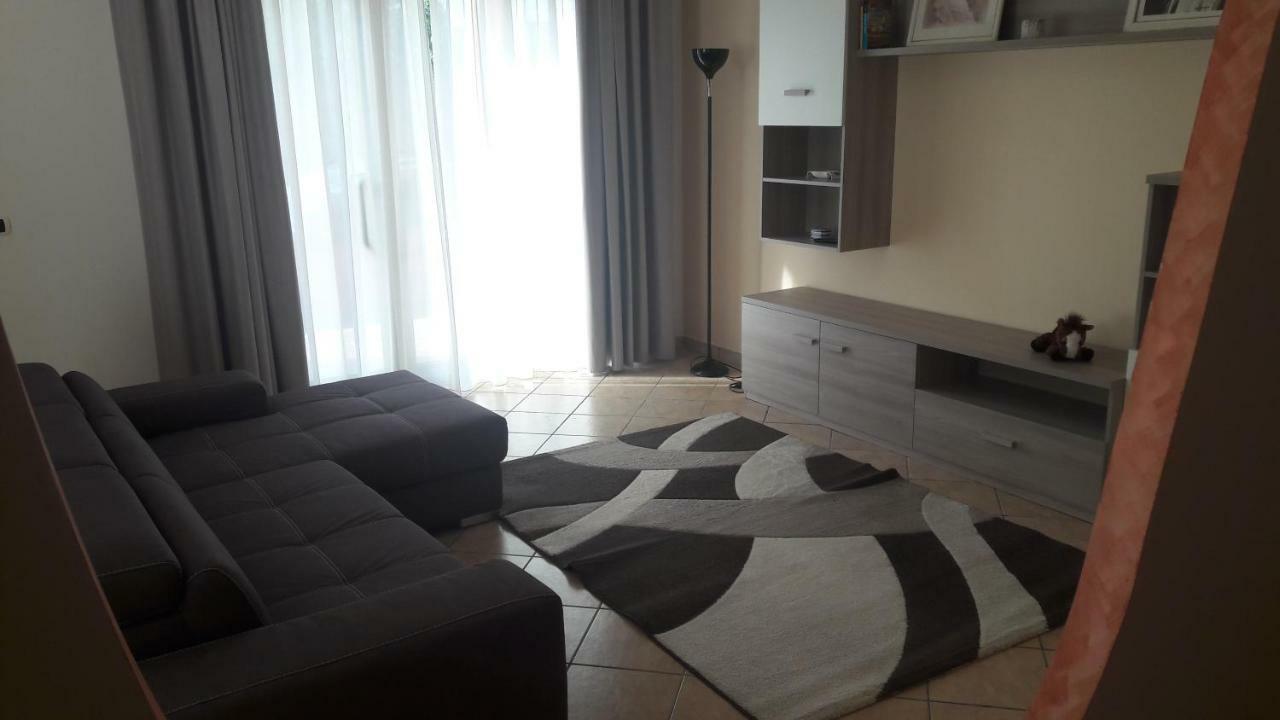 Dolce Casa Sara Villa Collemeto Ngoại thất bức ảnh